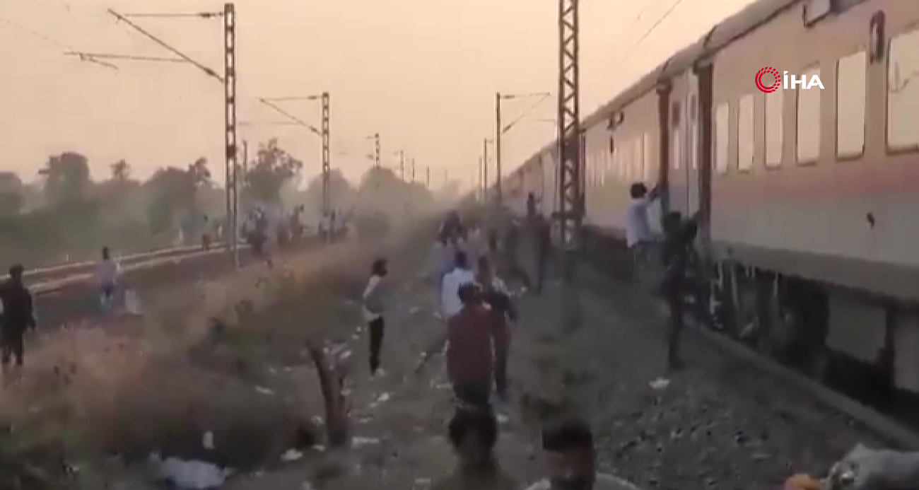 Hindistan’da Tren Kazası: 11 Kişi Hayatını Kaybetti, 5 Kişi Yaralandı