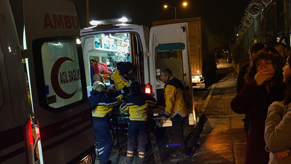 Kocaeli Körfez’de Akaryakıt Tesisi Alev Alev: 4 İşçi Yaralı