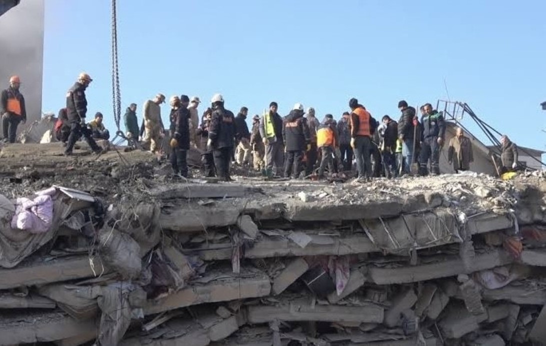 Osmaniye’deki Deprem Yıkımı Davasında Eski Belediye Başkanı Tahliyesi