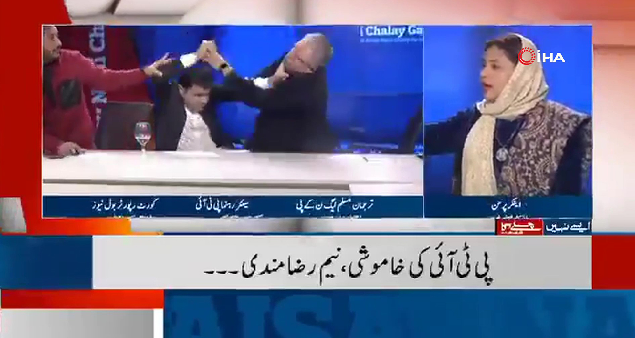 Pakistan’da Canlı Yayında Siyasi Kargaşa