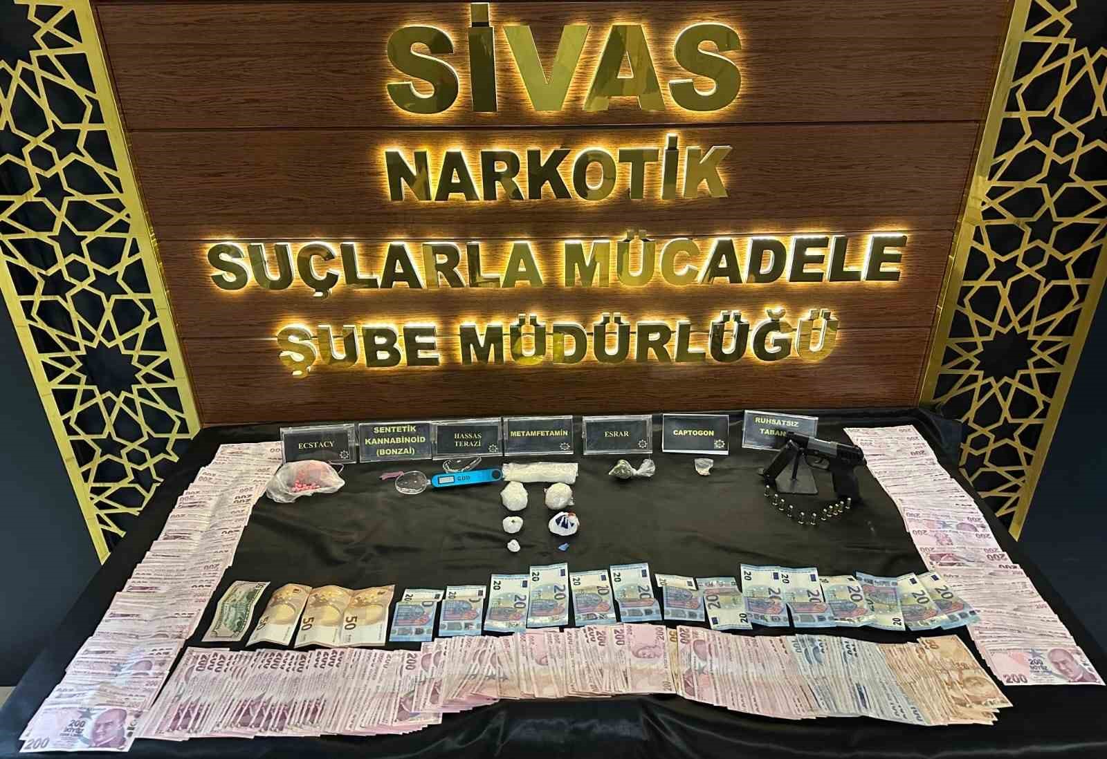 Sivas’ta Büyük Uyuşturucu Operasyonu: 3 Tutuklama