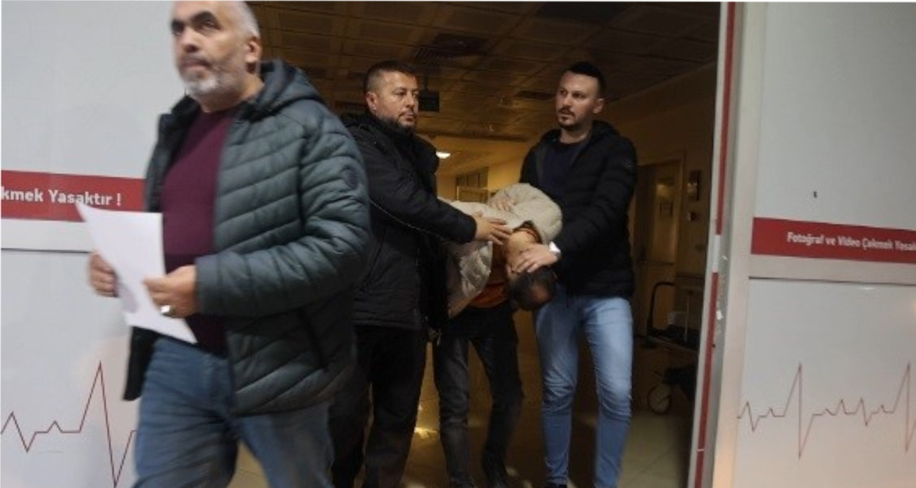 Teyzesinin Parasını Çalan Yeğenden Şaşırtıcı Hareket: Çiçek Gönderdi