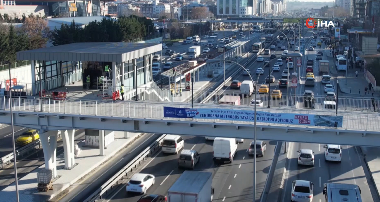 Yenibosna Metrobüs İstasyonu Yenileme Çalışmaları Beklenenden Uzun Sürüyor