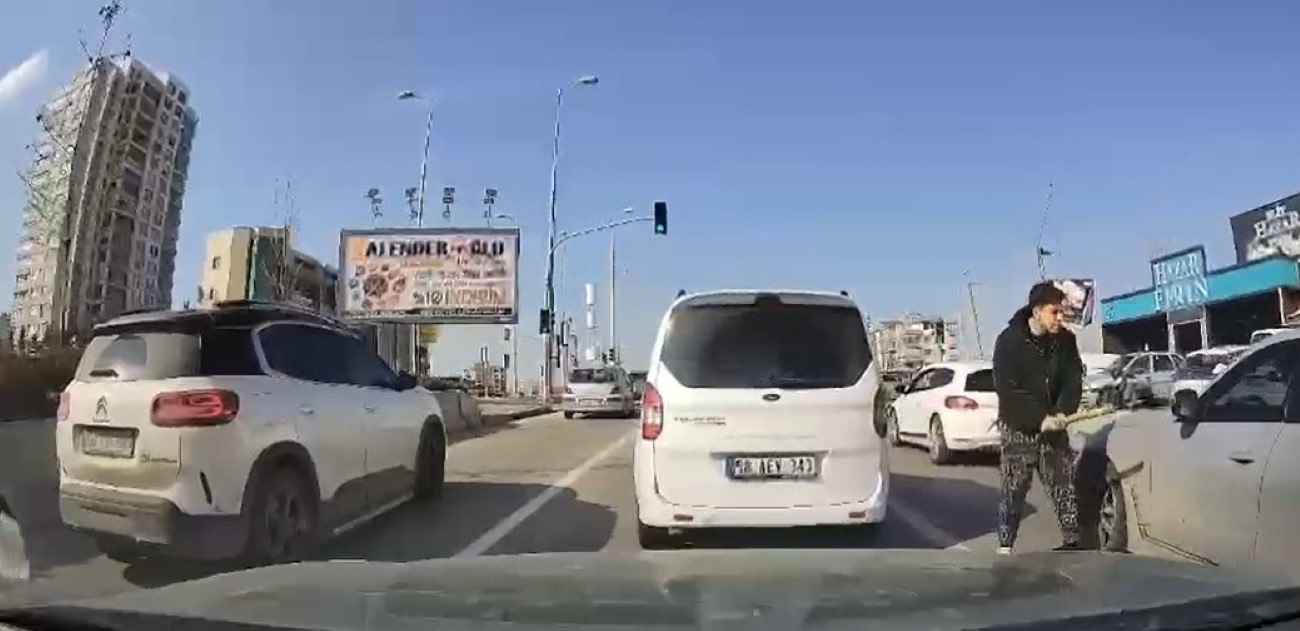 Ankara’da Trafik Tartışması Beyzbol Sopasıyla Kavgaya Dönüştü