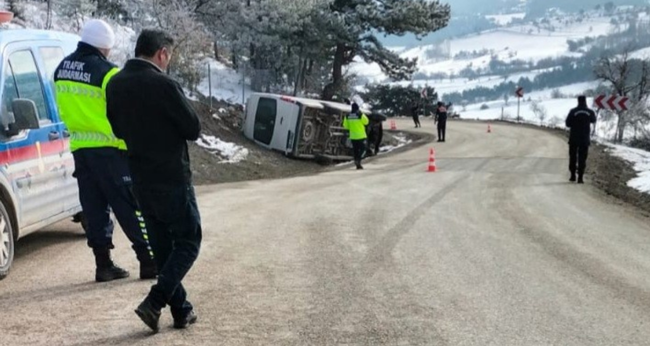 Bolu’da İşçi Servisi Kaza Yaptı: 22 Yaralı