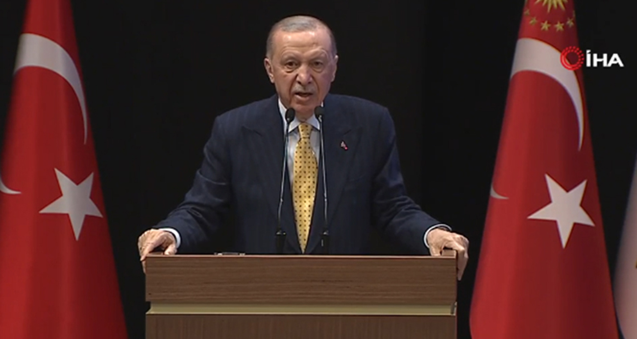 Cumhurbaşkanı Erdoğan, Özgür Özel’e Tepki Gösterdi
