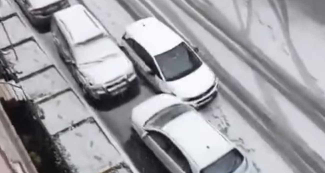Eyüpsultan’da Kar Yağışı Nedeniyle Trafik Kazası Meydana Geldi