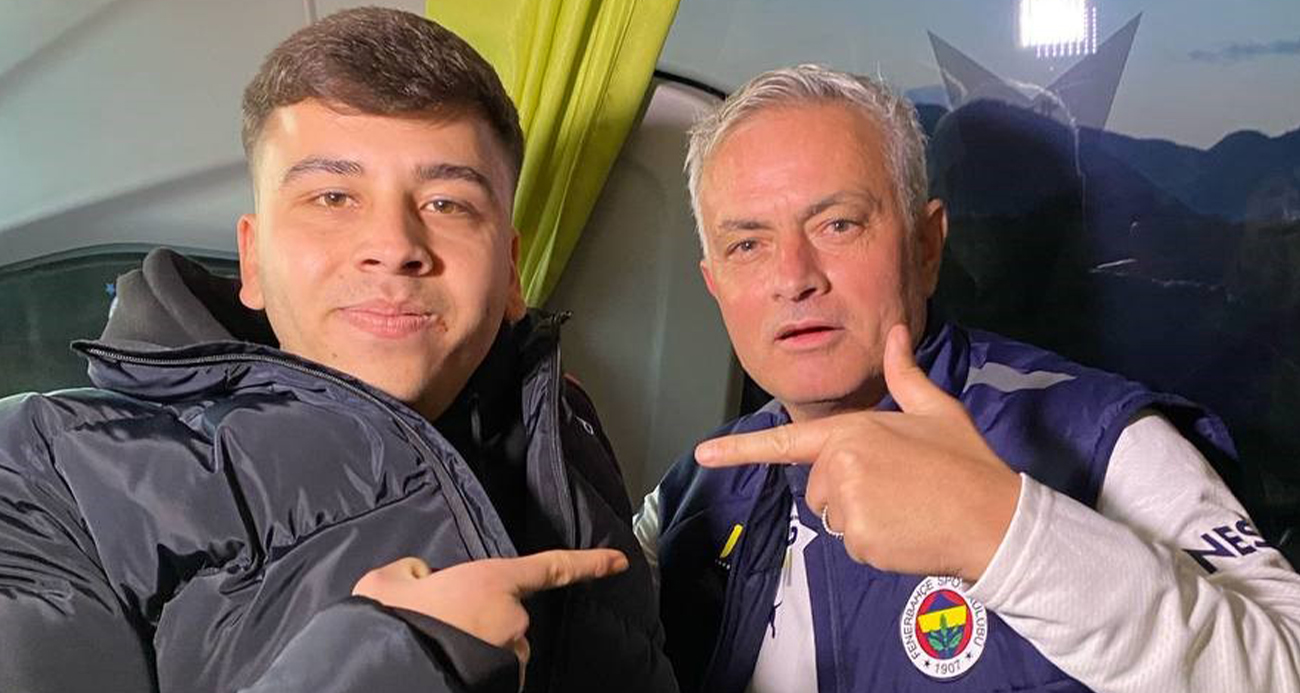 Mourinho’nun Genç Taraftara Sürprizi: Otobüsü Durdurup İçeri Aldı