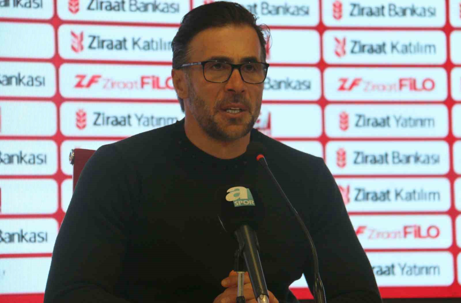 Sivasspor Teknik Direktörü Ömer Erdoğan, Kupaya Veda Sonrası Hedeflerini Açıkladı