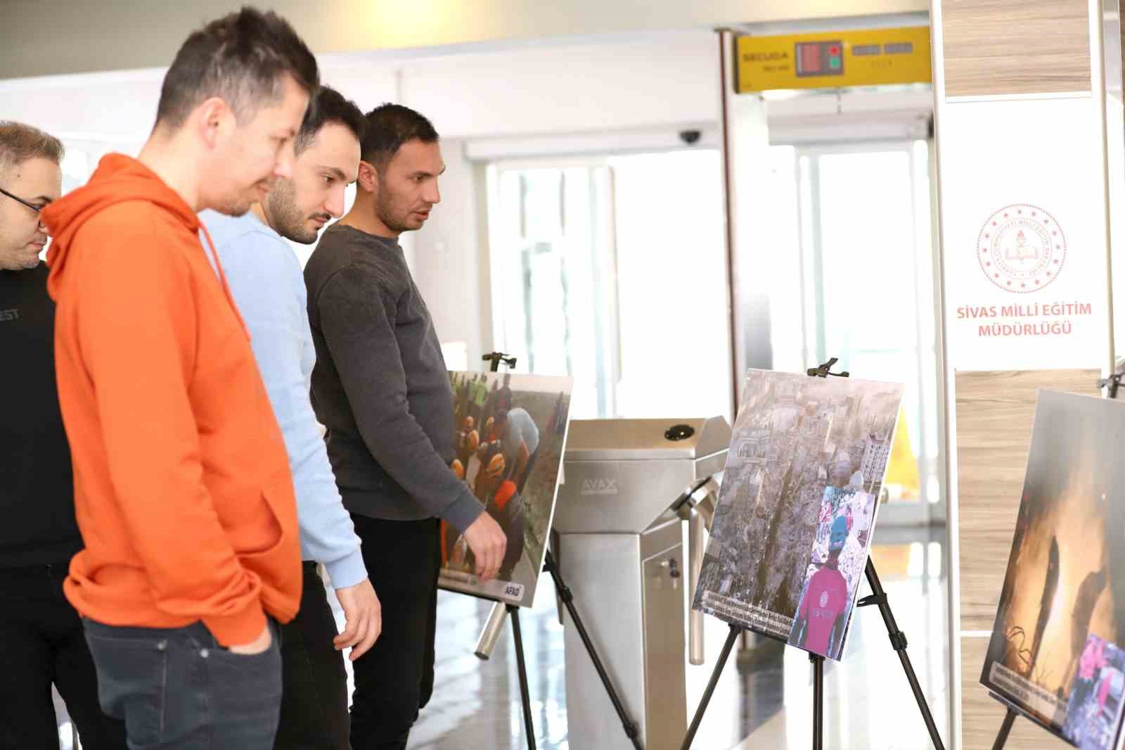 Sivas’ta Deprem Anısına Duygusal Sergi