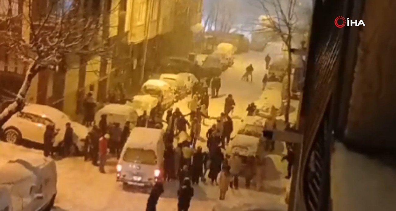 Sultangazi Karın Keyfini Çıkardı: Horon ve Halayla Karneval Havası
