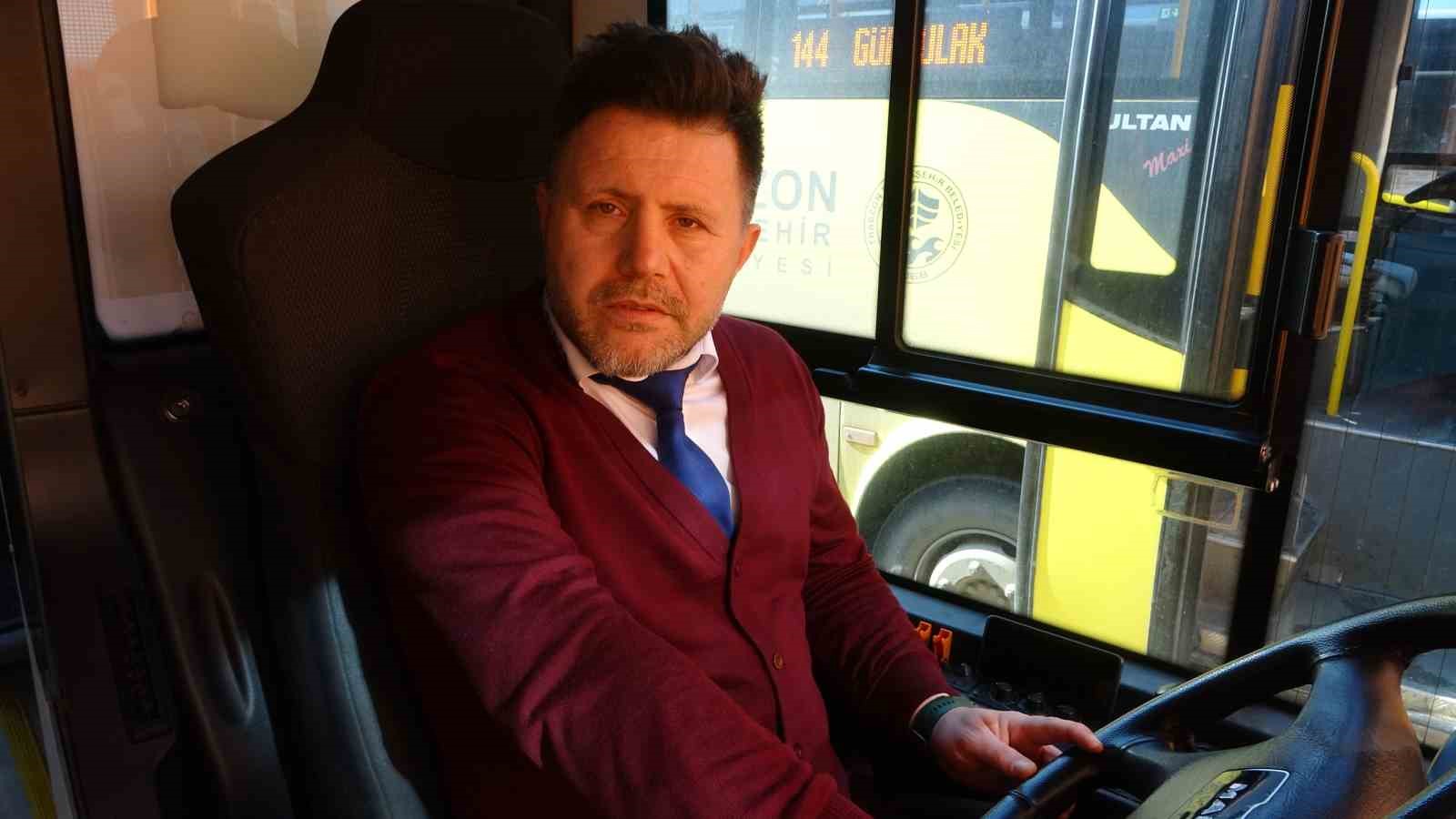 Trabzon’da Bir Belediye Otobüs Şoförü Yolcunun Hayatını Kurtardı