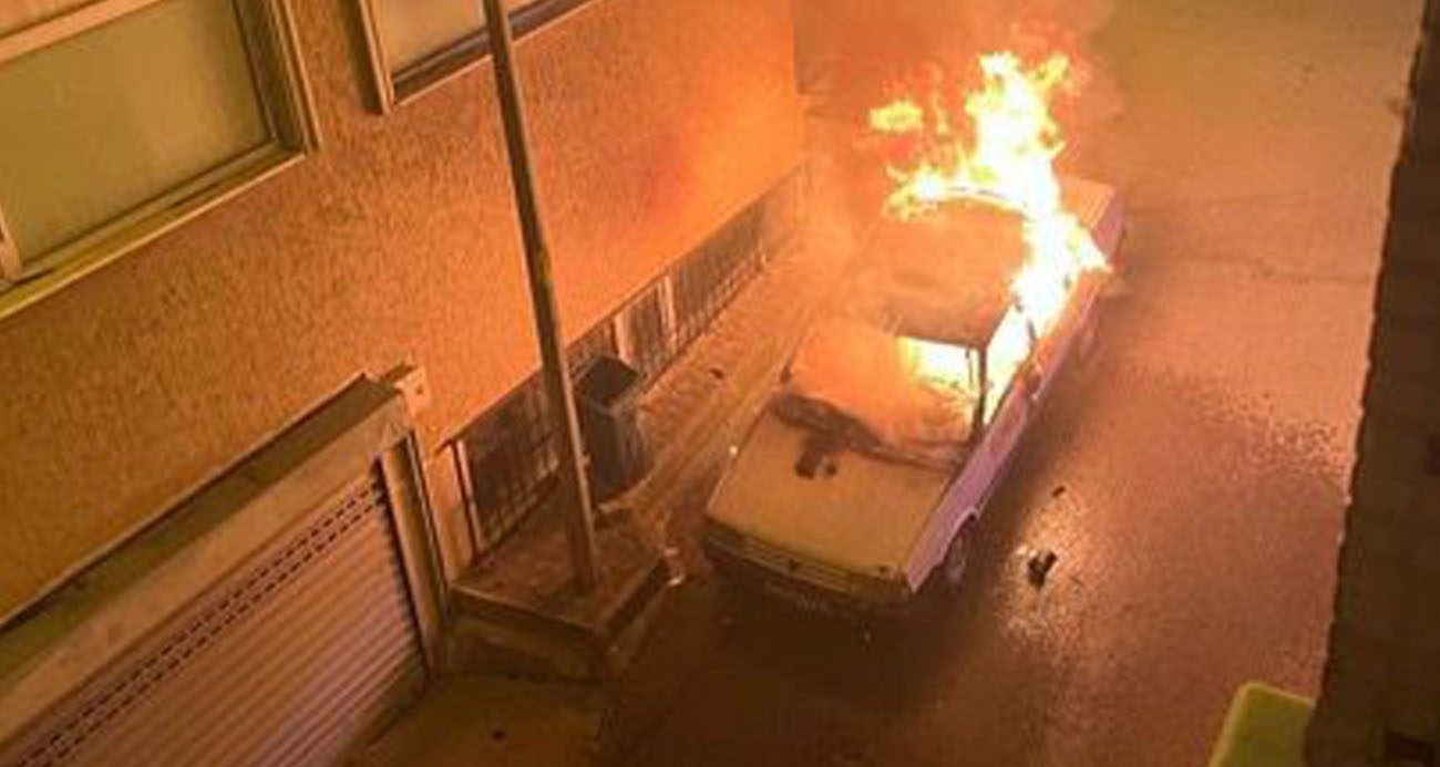 Bursa Osmangazi’de Bir Araç Alevler İçinde Kaldı