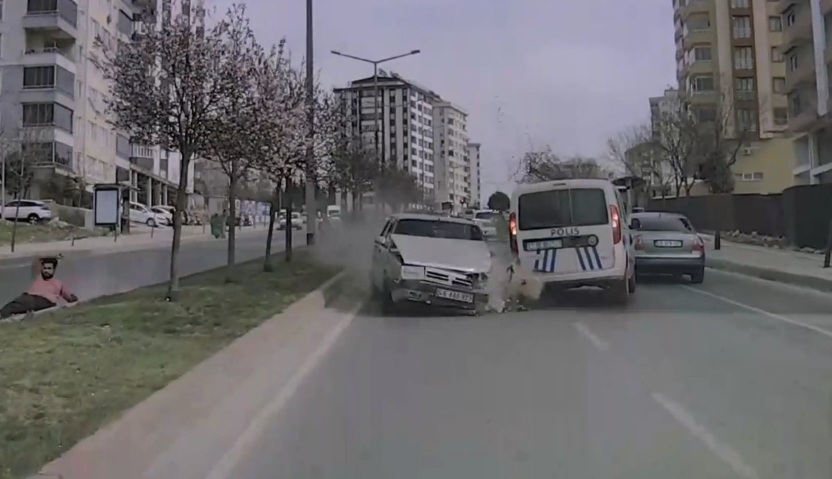 Kahramanmaraş’ta Zincirleme Trafik Kazası: 4 Kişi Yaralandı