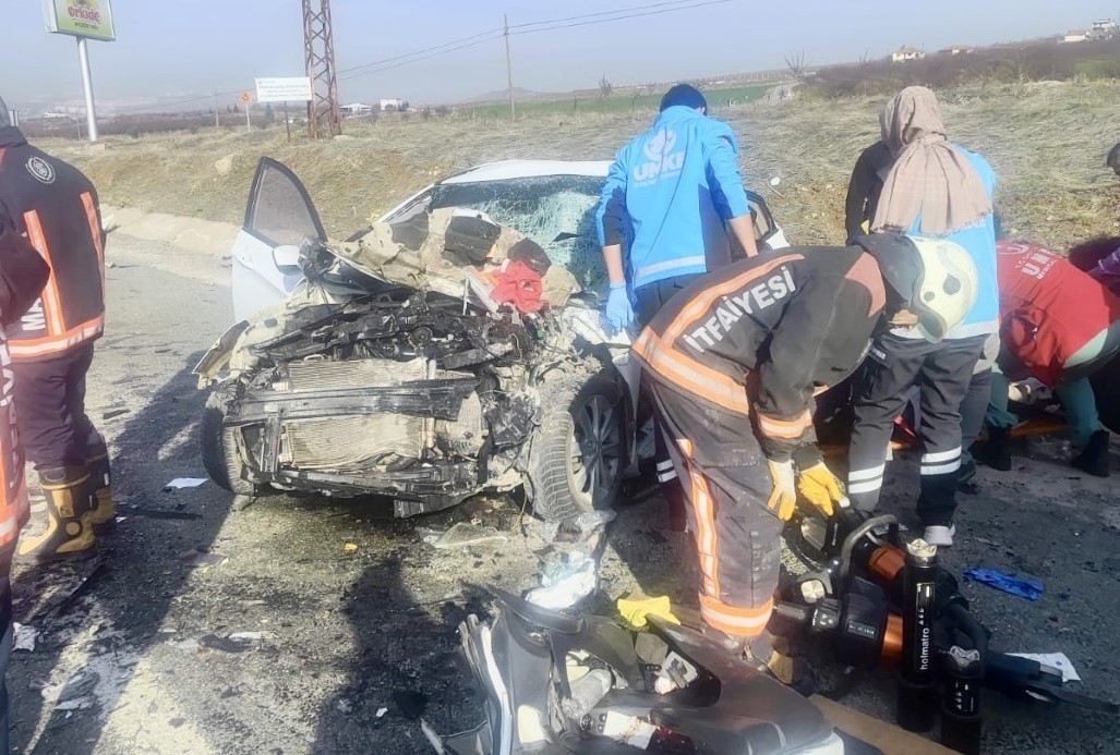 Malatya-Elazığ Yolunda Trajik Kaza: Üç Aile Fertini Kaybettik