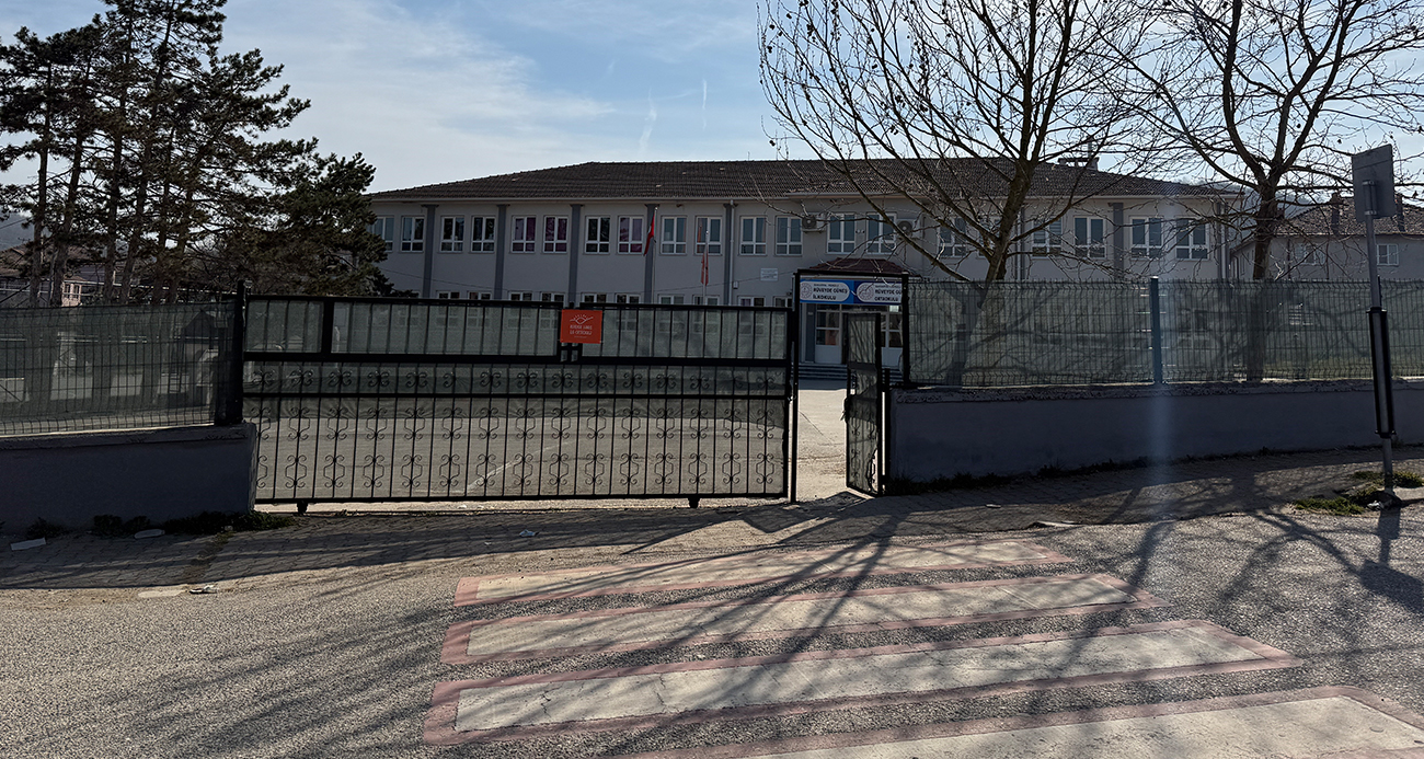 Sakarya’da Okul Müdürüne Bıçaklı Saldırı: Yeni Ayrıntılar Ortaya Çıktı