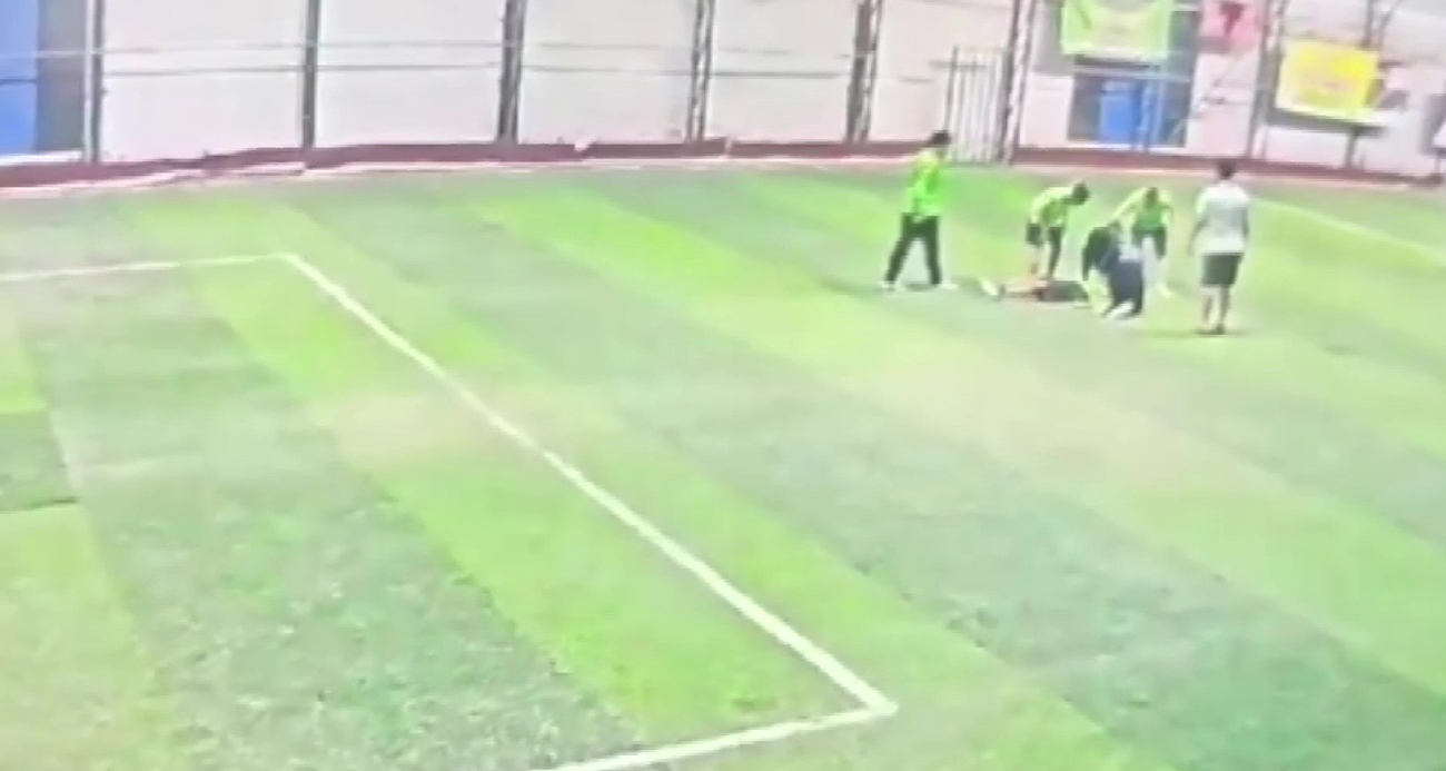 Sancaktepe’de Genç Futbolcu Maç Sırasında Hayatını Kaybetti