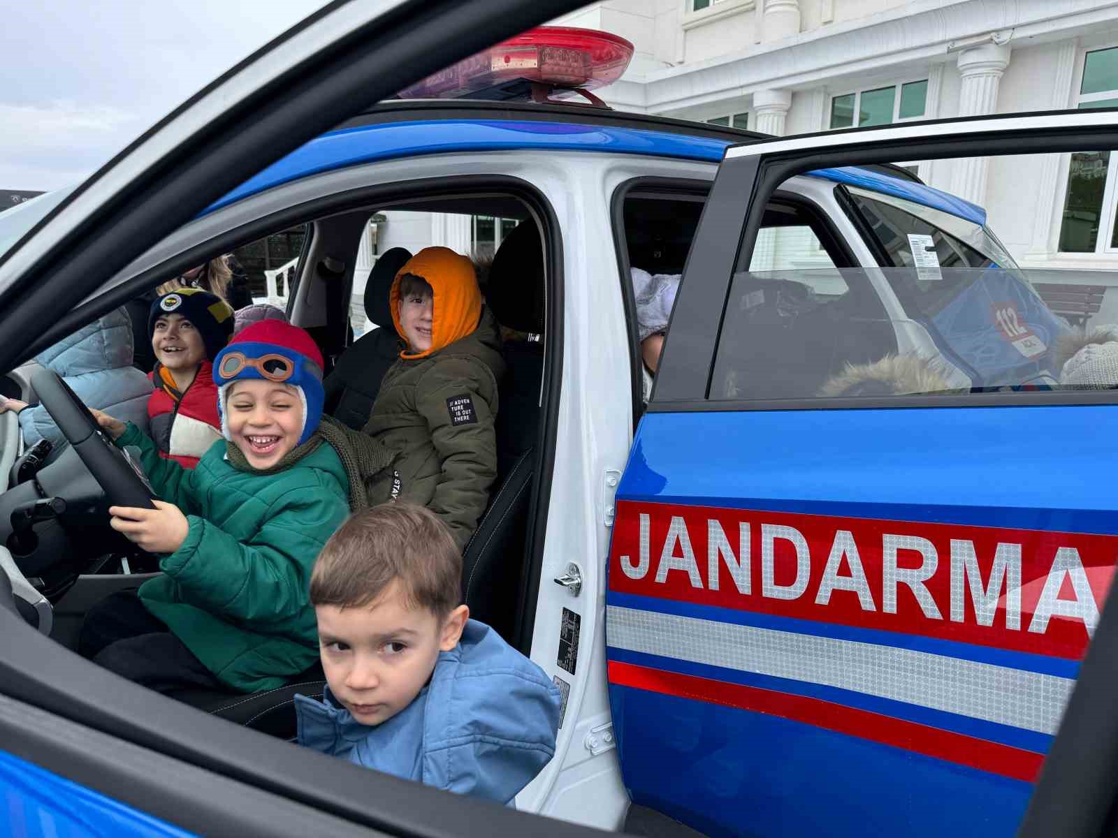 Sivas’ta Öğrencilere Suçtan Korunma Eğitimi