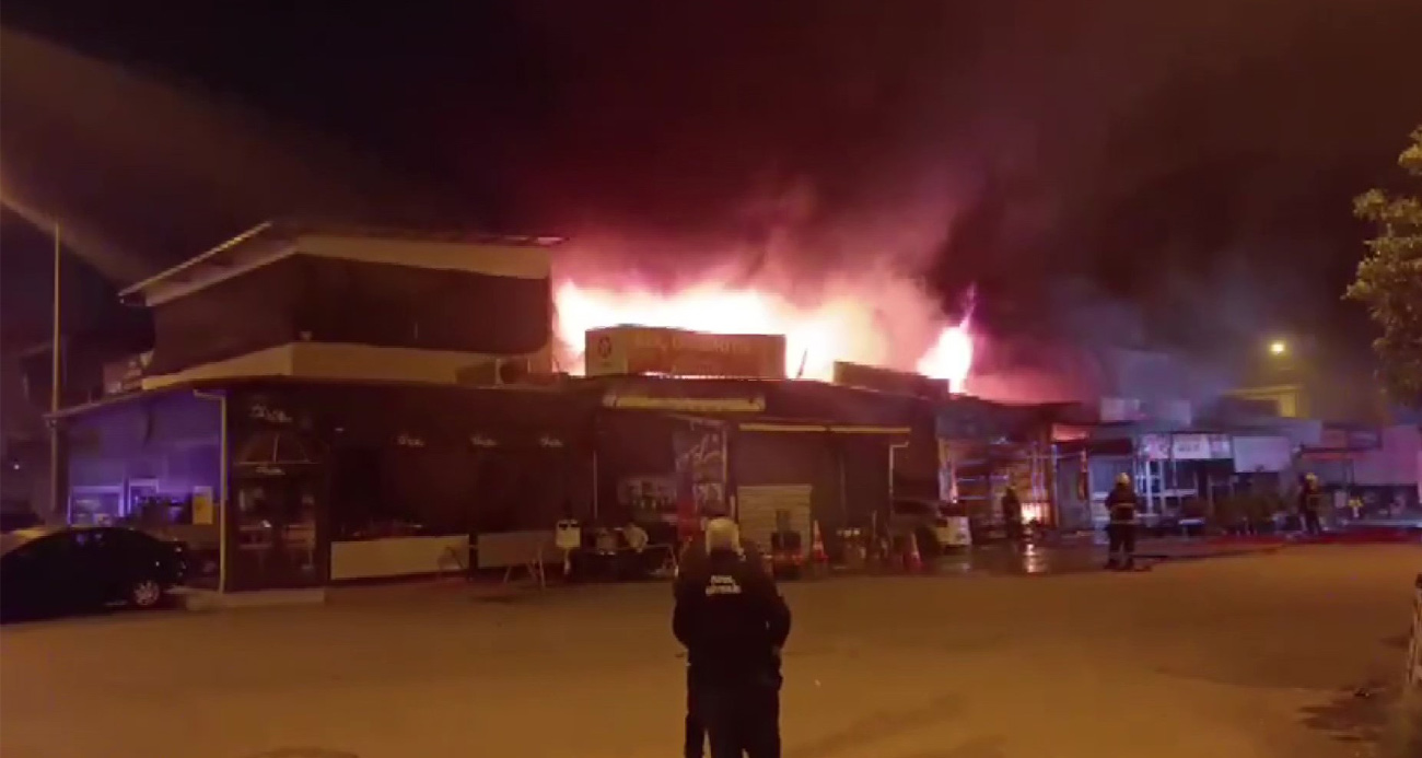 Adana’da Borç Anlaşmazlığı Nedeniyle İş Yeri Kundaklandı: 2 Tutuklama