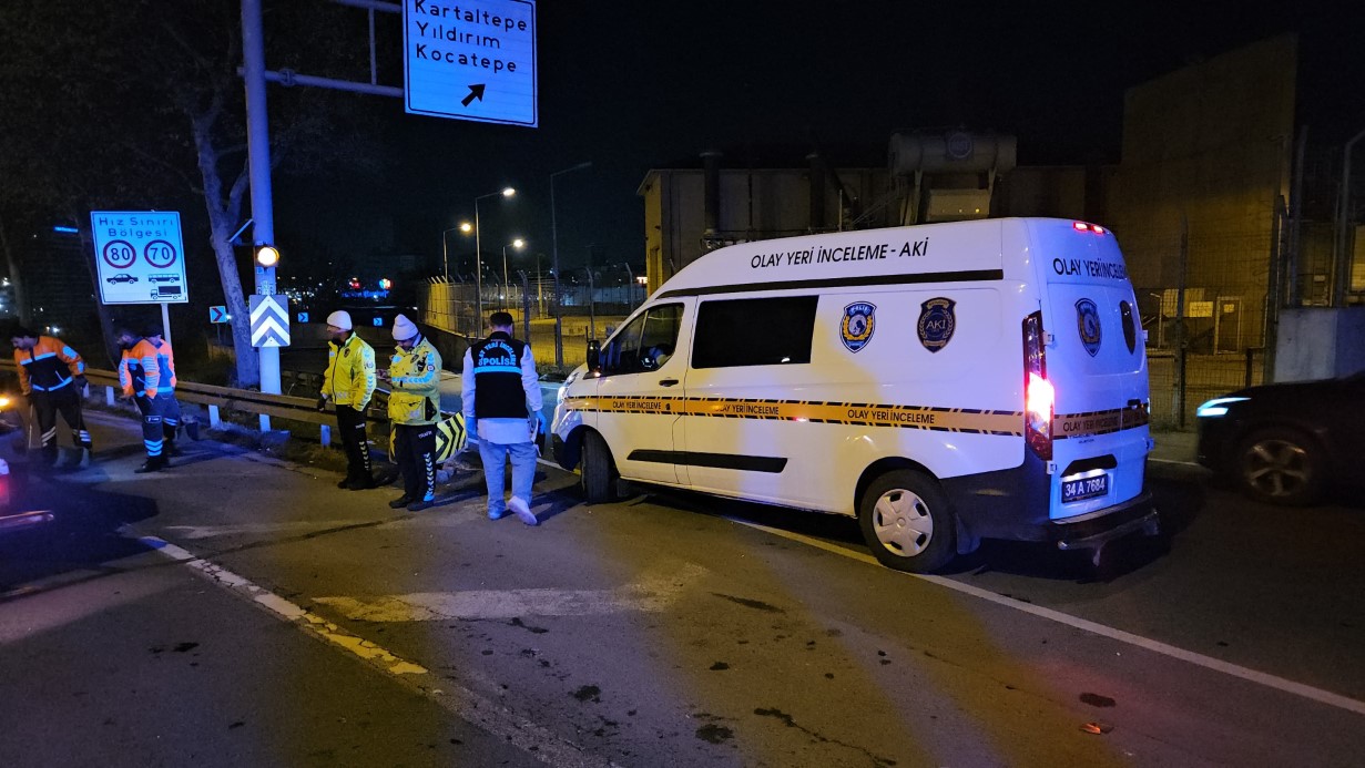 Bayrampaşa’da Zincirleme Trafik Kazası: 2 Ölü, 4 Yaralı