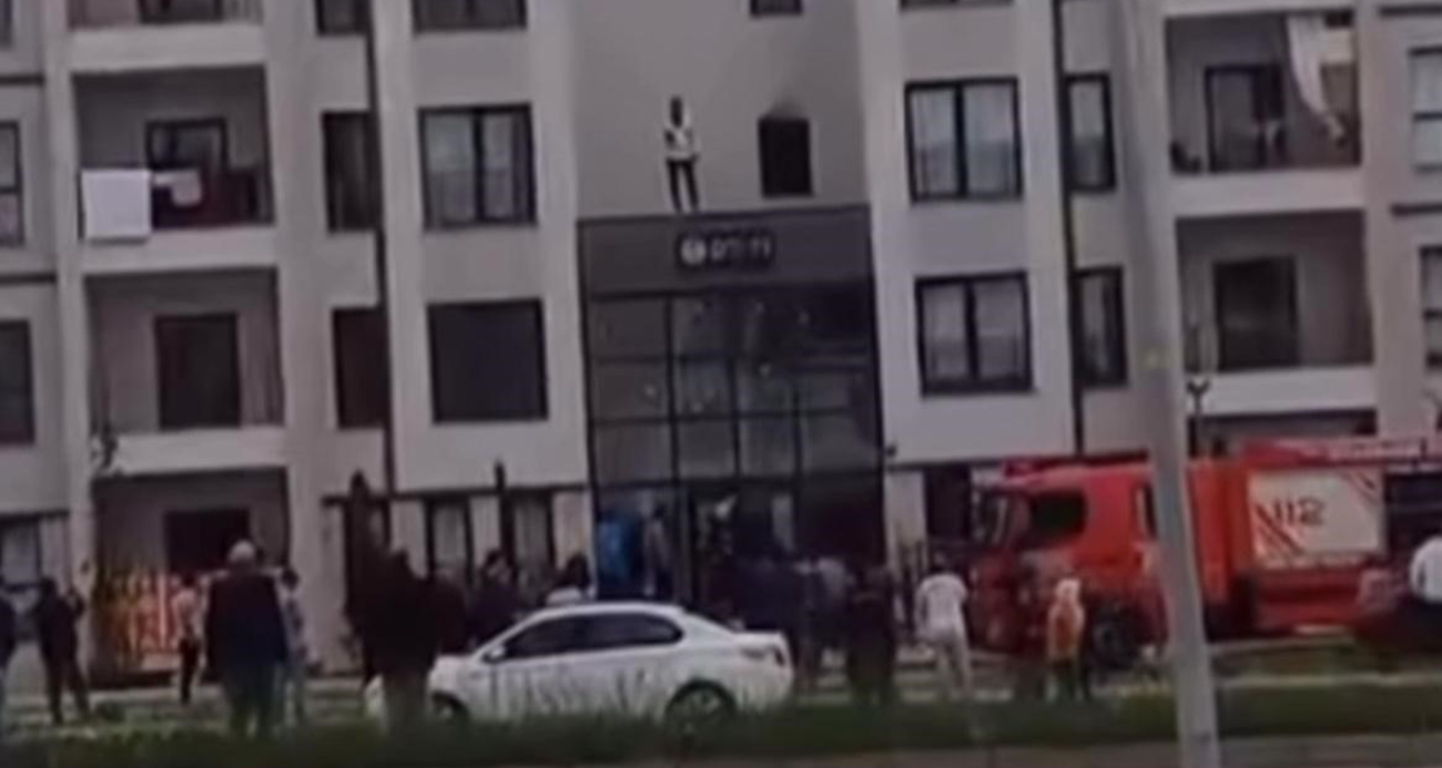 Diyarbakır Bağlar’da Yaşanan Yangın Panik Yarattı!
