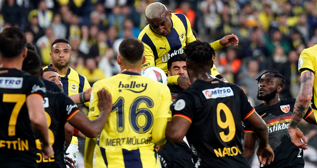 Fenerbahçe Son Dakika Golüyle Kayserispor ile Berabere Kaldı