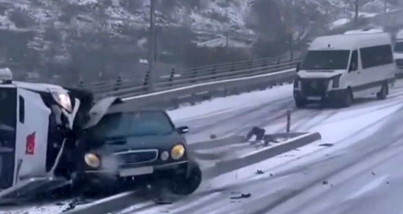 Kayseri’de Kış Koşulları Zincirleme Kazalara Yol Açtı