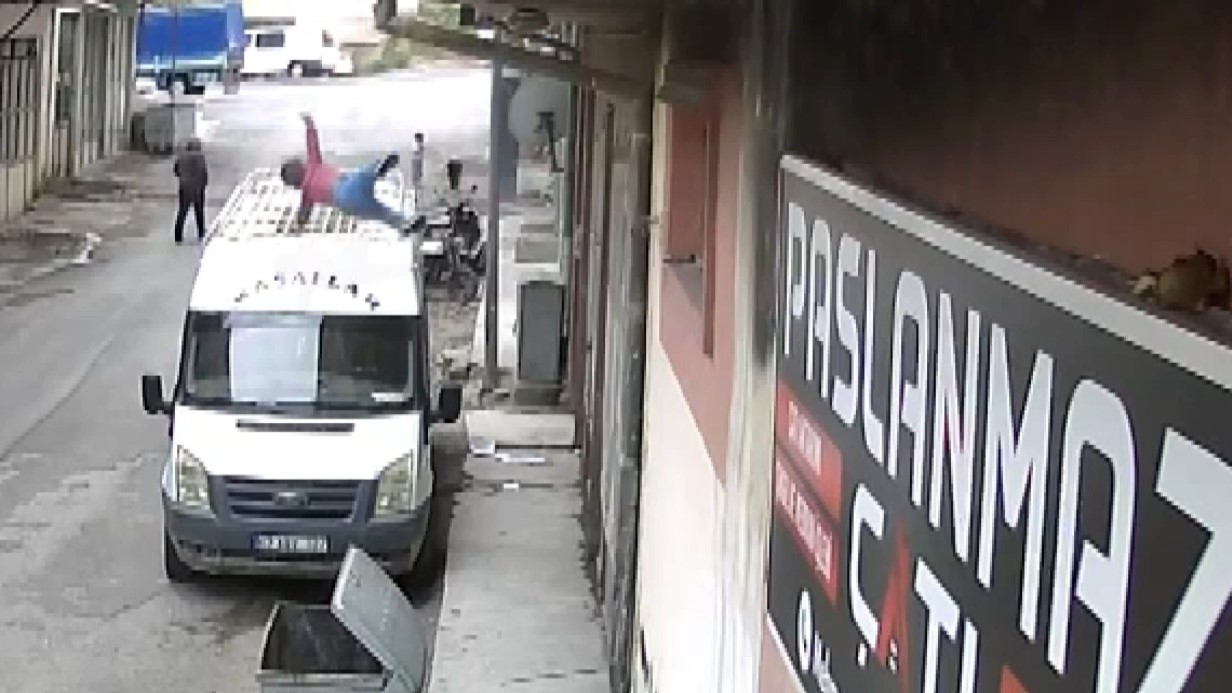 Nevşehir’de Balkondan Düşen Bebek Ağır Yaralandı