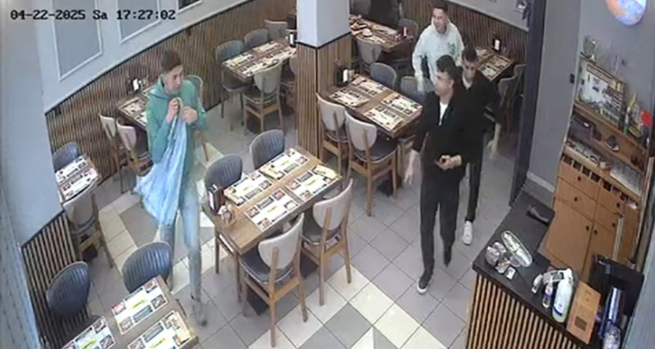 Silivri’de Meydana Gelen Deprem Anı Arnavutköy’de Kameraya Yakalandı
