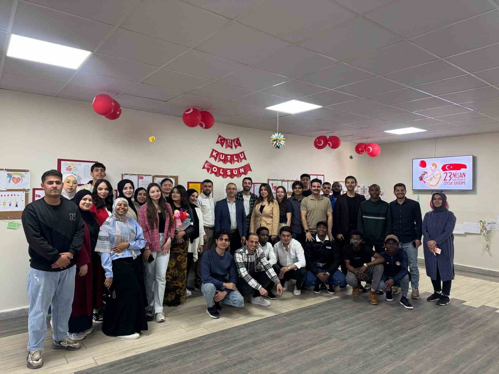 Sivas Cumhuriyet Üniversitesi TÖMER’de Uluslararası 23 Nisan Kutlamaları