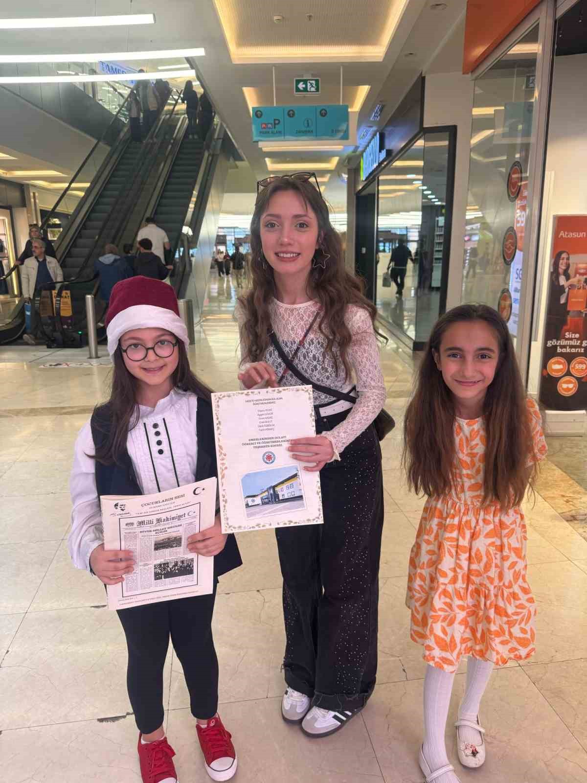 Sivas’ta 23 Nisan Coşkusu: Minikler Şiirler ve Gazetelerle Kutlama Yaptı