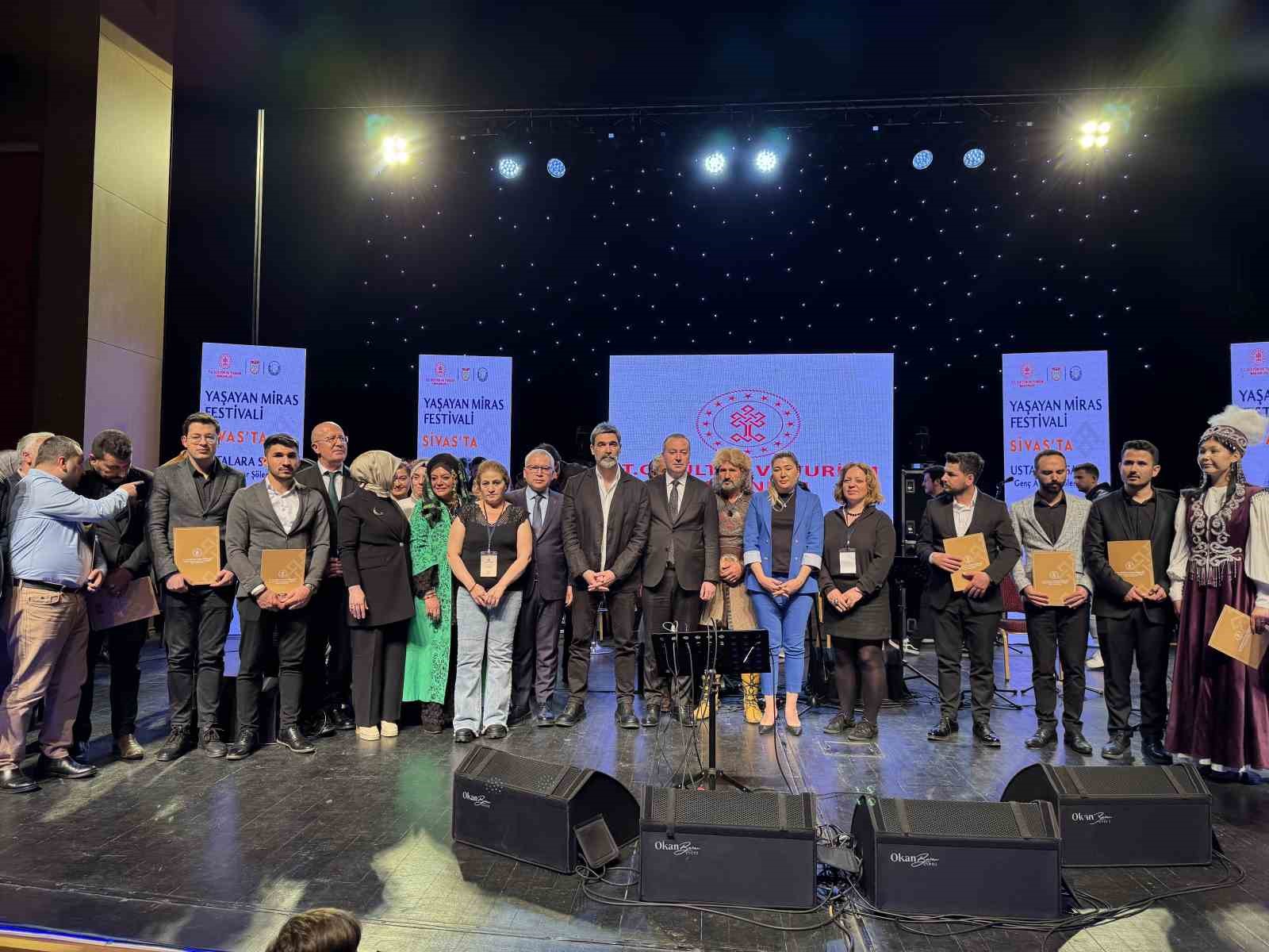 Sivas’ta Kültürel Mirasın İzinde Bir Festival: Yoğun İlgi ve Eşsiz Sanatlar