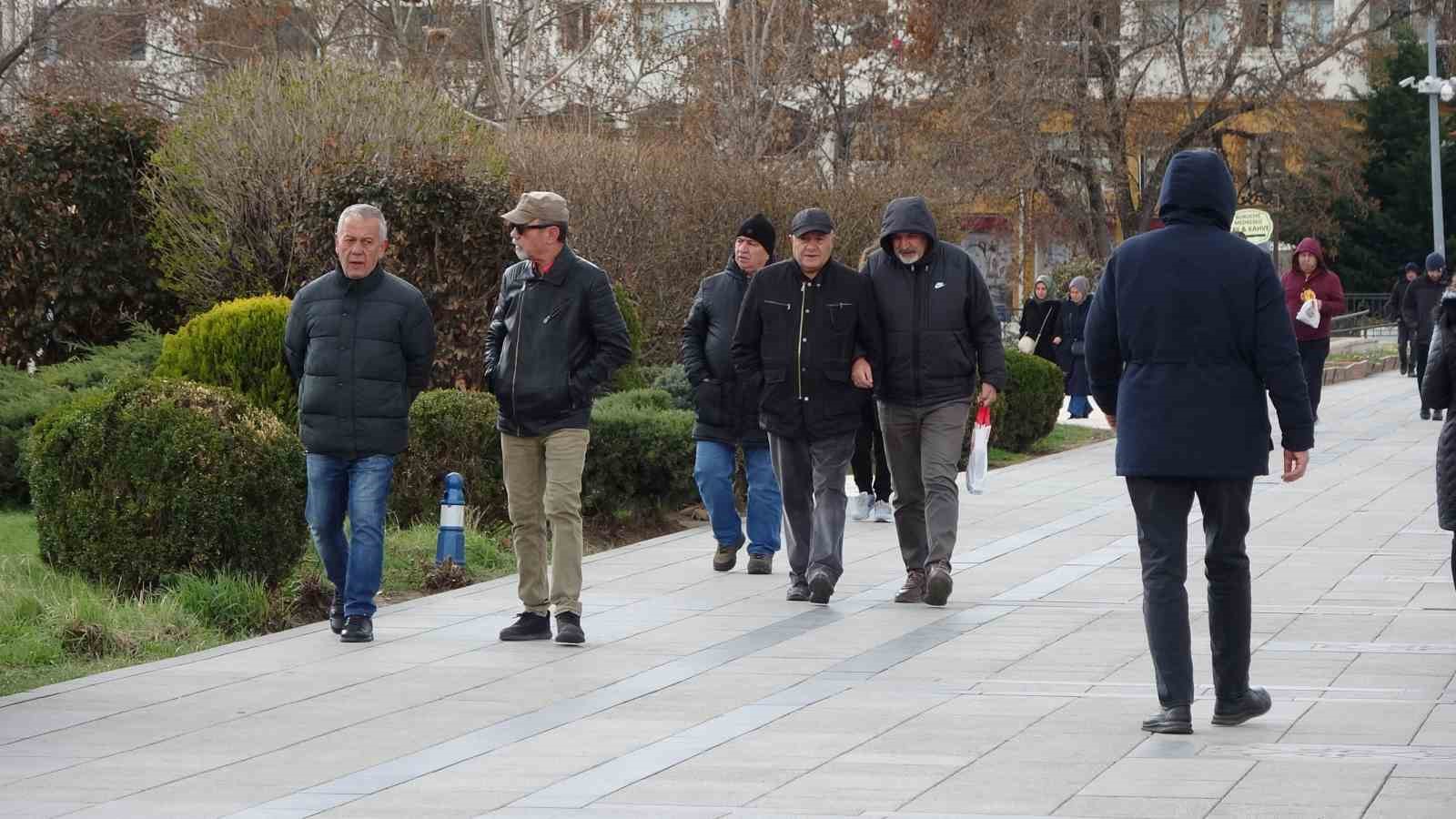 Sosyal Medya ve Anoreksiya Tehlikesi: Uzmanlar Uyarıyor