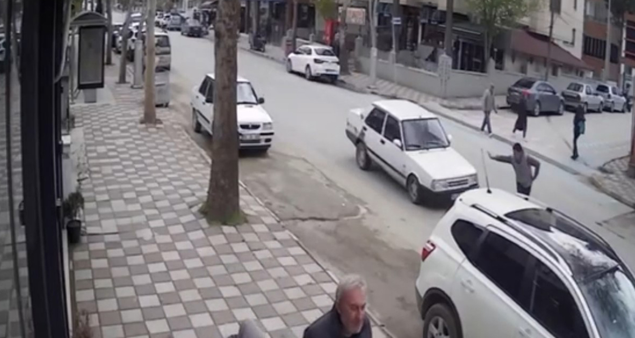 Zile’de Trajik Kaza: Otomobil Yayaya Çarptı