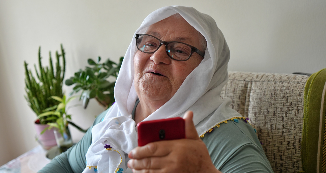 80 Yaşındaki Fahriye Nine Dolandırıcıya Karşı Durdu