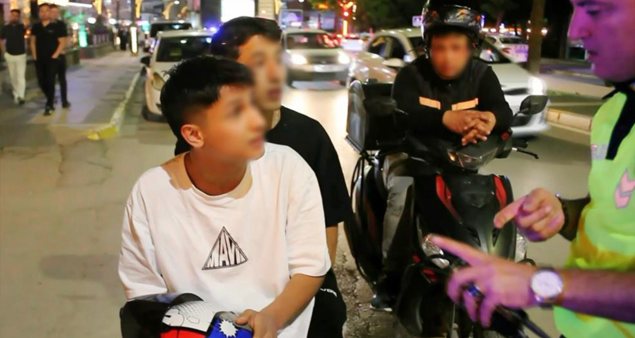 Aksaray’da Trafik Denetimi: Farı Yanmayan Motosiklet Trafikten Men Edildi