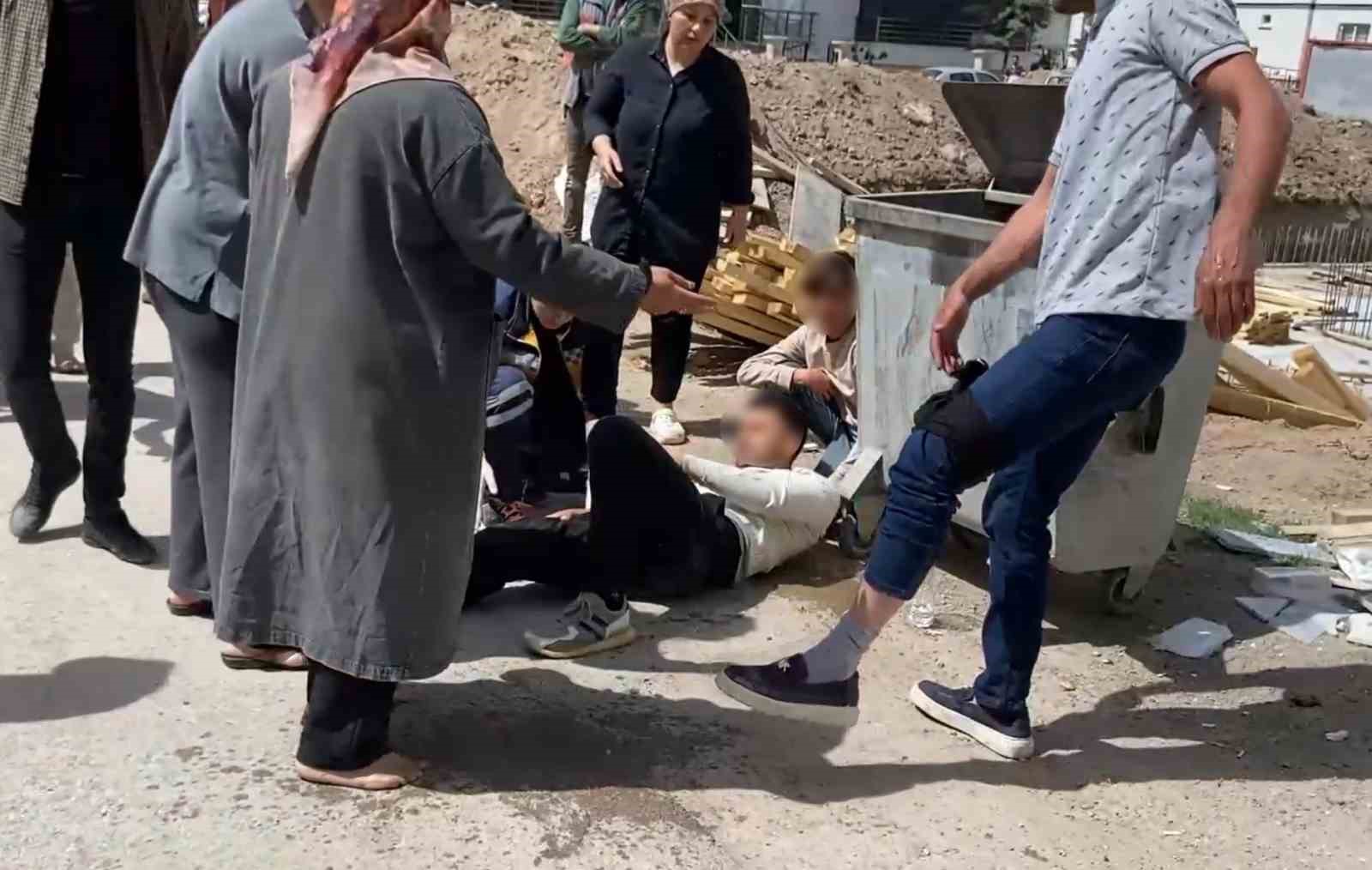 Aksaray’da Trafik Kazasının Ardından Çıkan Kavga Kanlı Bitti: 8 Yaralı