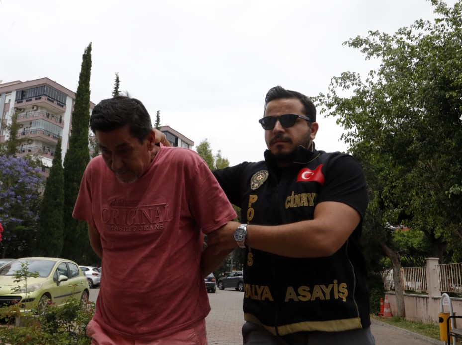 Antalya’da Aile İçi Tragedi: Baba, Alkol Alan Oğlunu Öldürdü