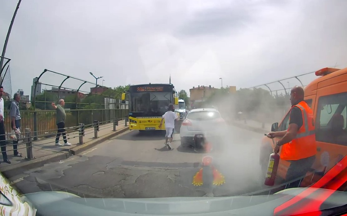 Ataşehir’de Trafik Anlaşmazlığı Bıçaklı Saldırıya Dönüştü