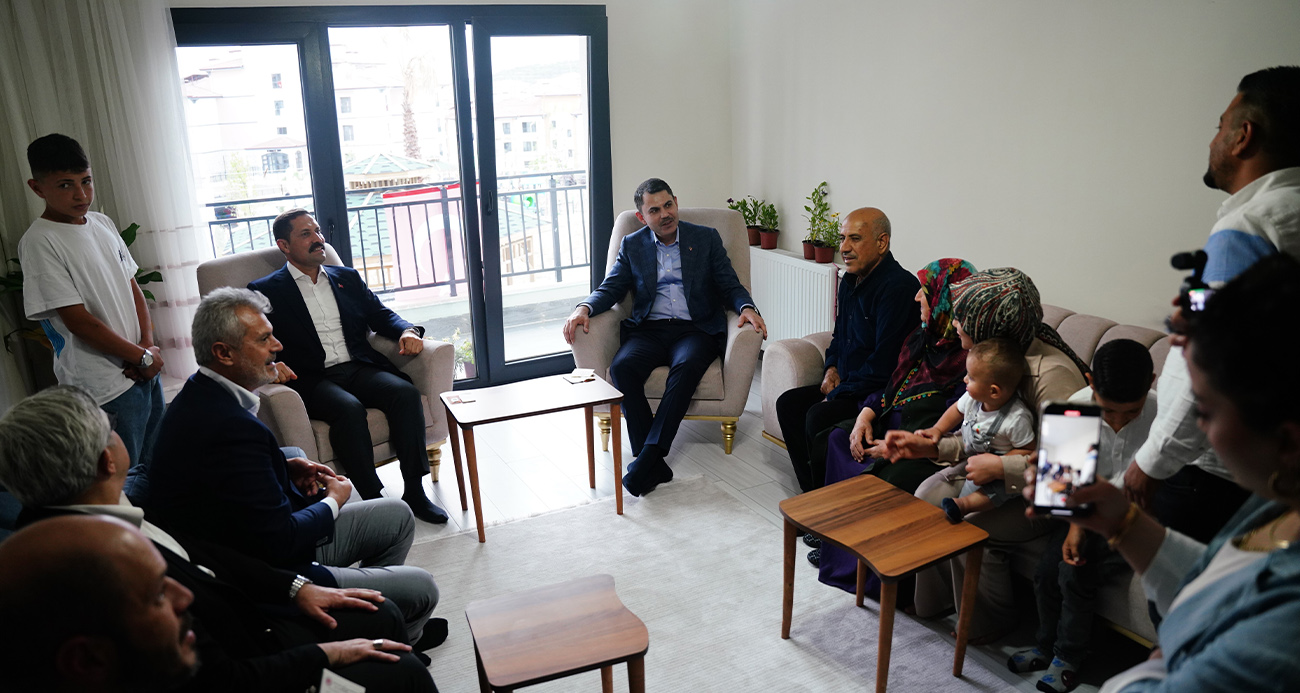 Bakan Murat Kurum, Hatay Dikmece’de İnşa Edilen Yeni Konutları Ziyaret Etti