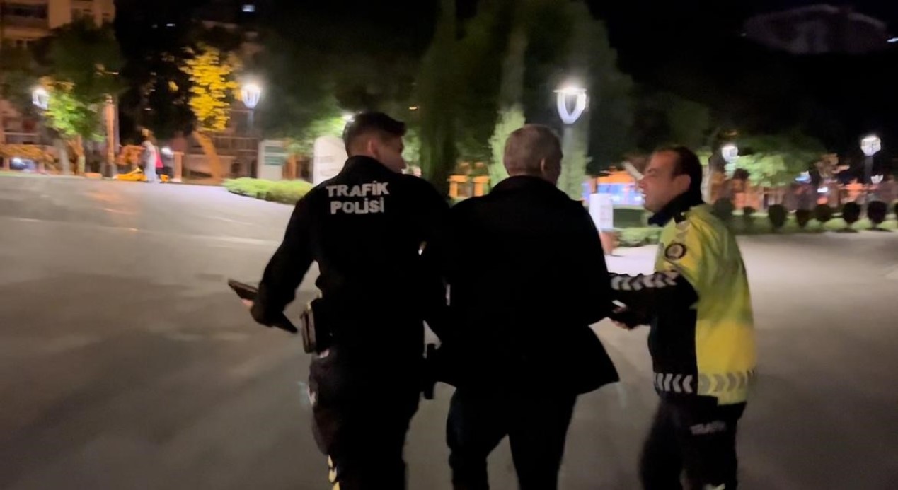 Bursa’da Alkollü Sürücü Polis Kontrolünden Kaçarken Yakalandı