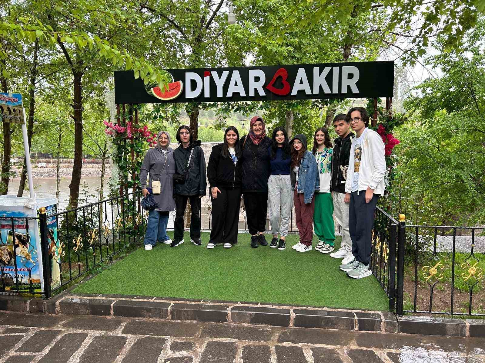 Cumhuriyet Üniversitesi Öğrencileri Kültürel Gezi ile Bilgi ve Lezzet Peşinde