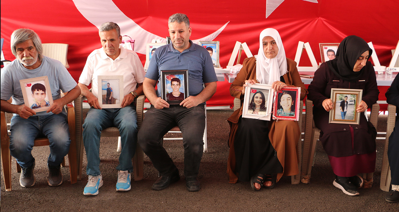 Diyarbakır’da Ailelerin Evlat Nöbeti Sürüyor