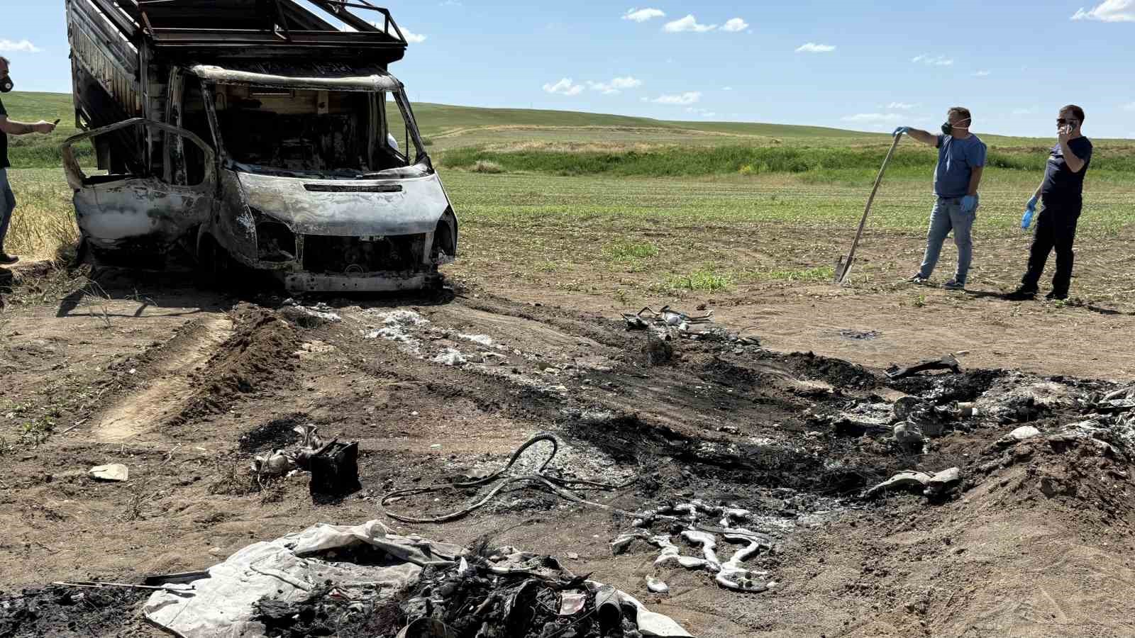 Diyarbakır’da Korkunç Olay: Yanmış Cansız Bedenler ve Artan Gözaltılar