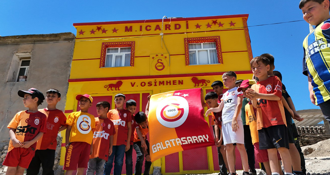 Galatasaray Aşkıyla Evini Renklendiren Silvanlı Taraftar