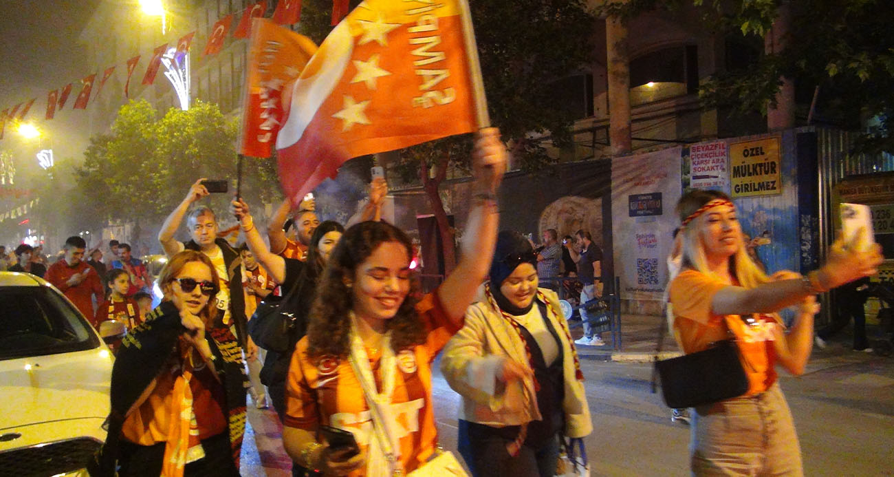 Galatasaray’ın 25. Şampiyonluğu Türkiye Genelinde Coşkuyla Kutlandı