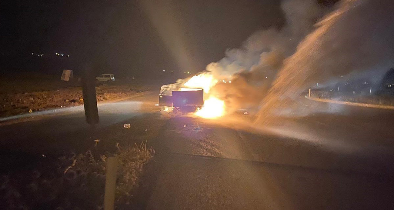 Hatay’da Seyir Halindeki Otomobil Alevlere Teslim Oldu