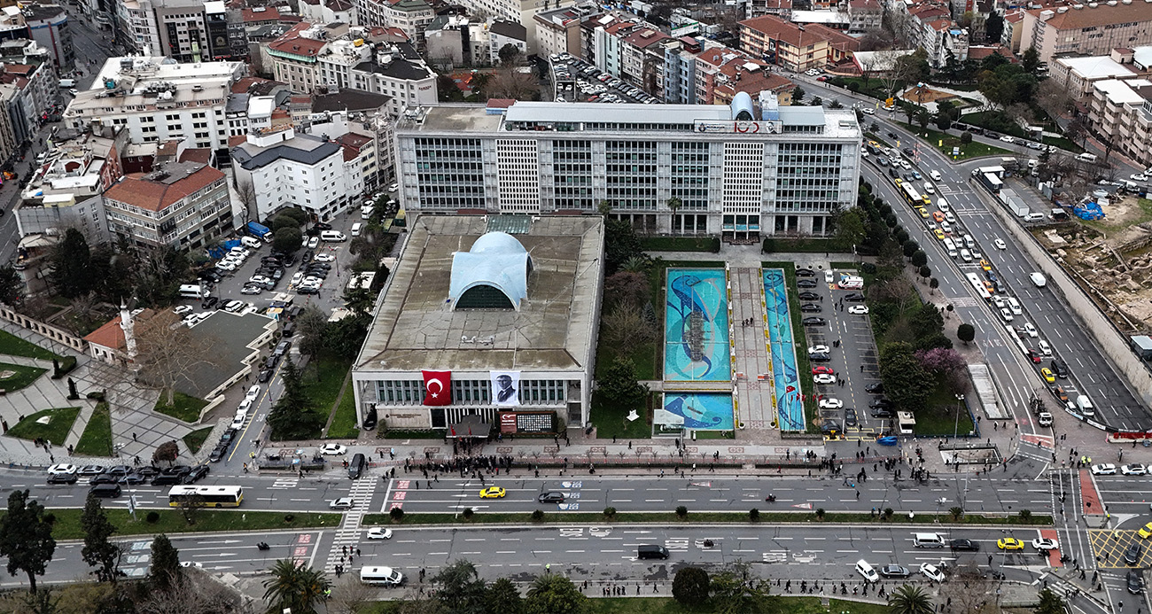 İstanbul Büyükşehir Belediyesi’nde Yolsuzluk İddiaları: Soruşturma Detayları Açığa Çıktı