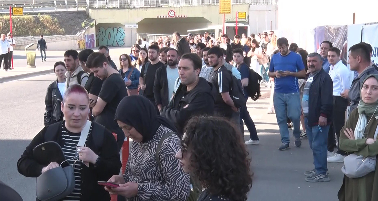 İstanbul’da Özel Halk Otobüsleri Kontak Kapattı