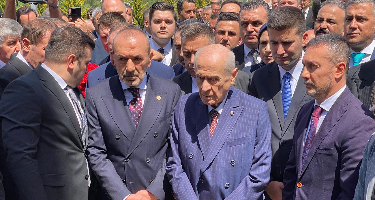 MHP Genel Başkanı Devlet Bahçeli, Ülkücü Şehitler Anıtı’nı Ziyaret Etti